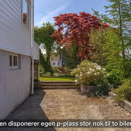 Koselig شقة